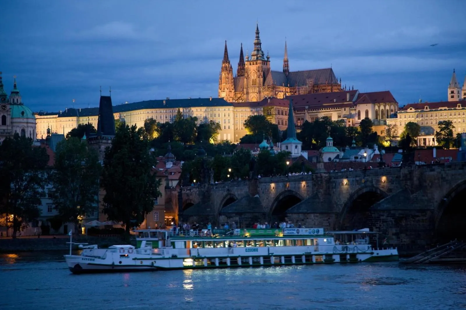 Luxury Gen Collection Prague Hotel